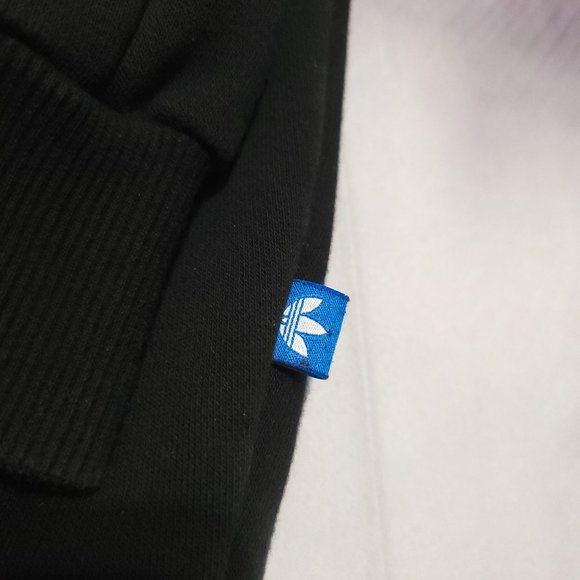 adidas Crewneck Sweater - Medium - Picture 4 of 7
